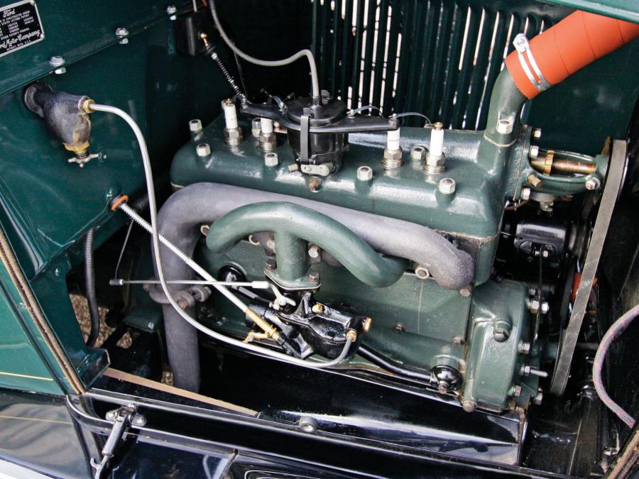  Ford Model A Roadster Pickup 1927 года  (фото 13 из 16)